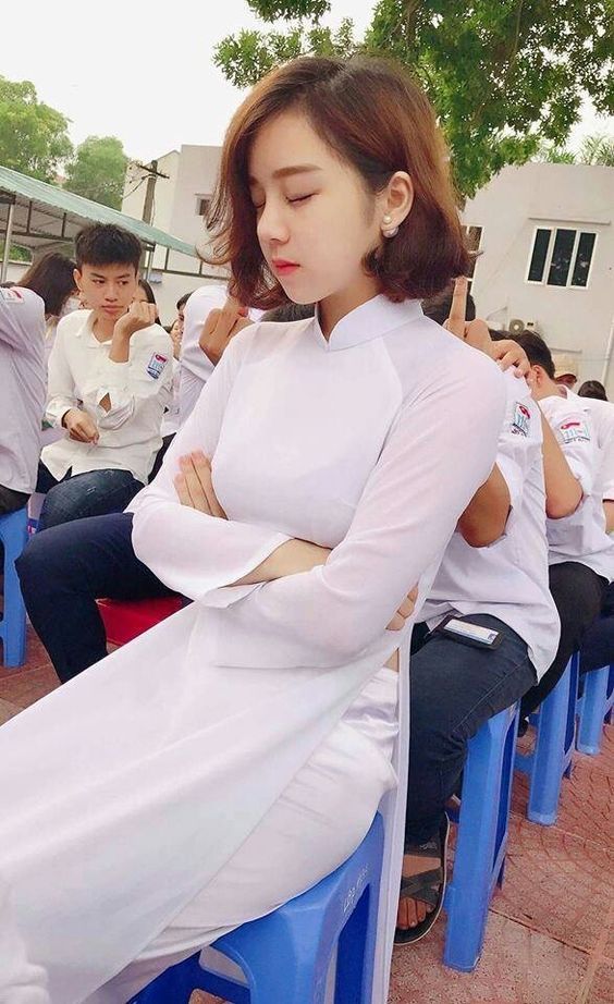 Hình ảnh hot girl học sinh cấp 3, cấp 2 dễ thương nhất